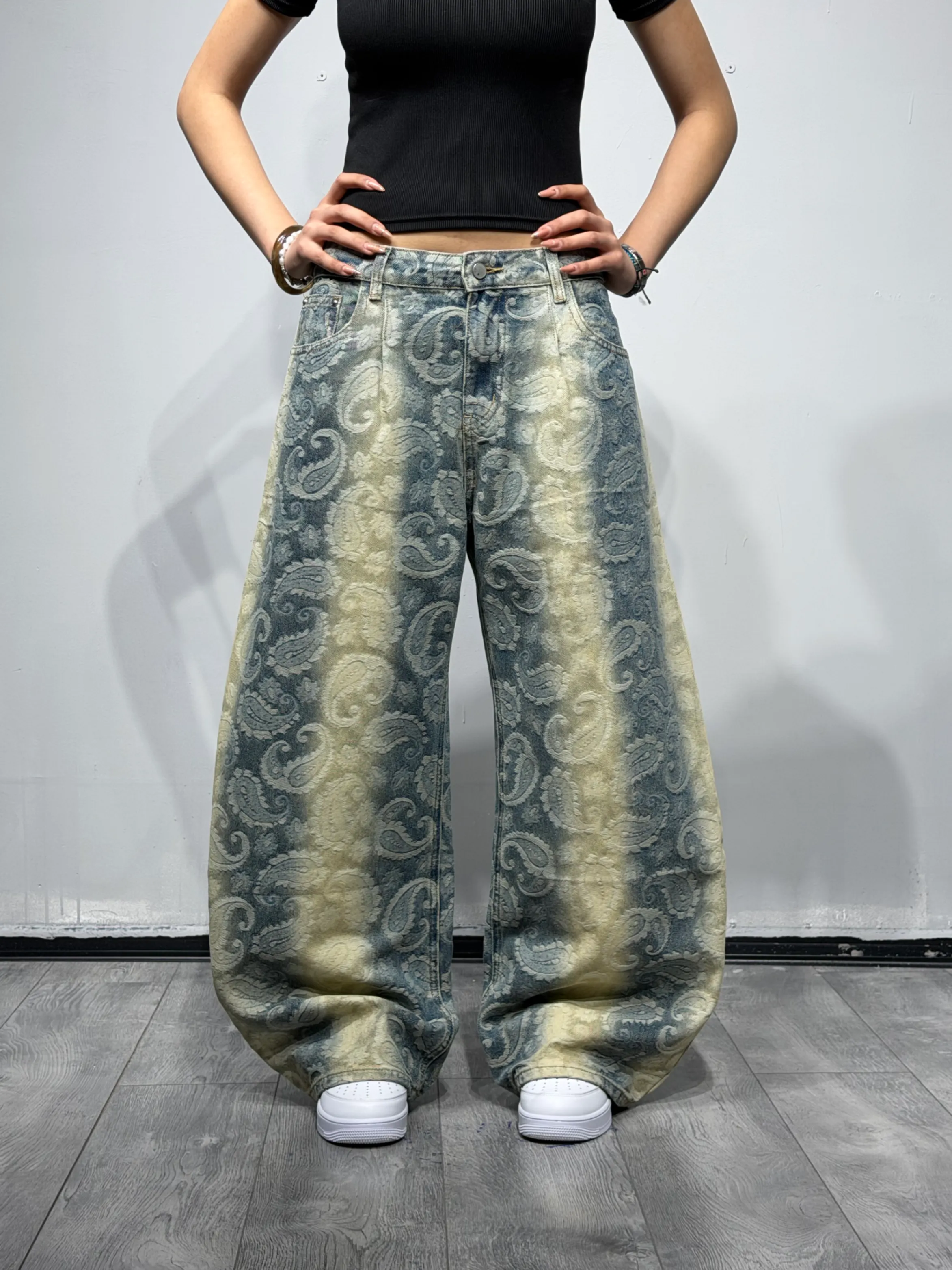 buta işləməli barrelfit jeans